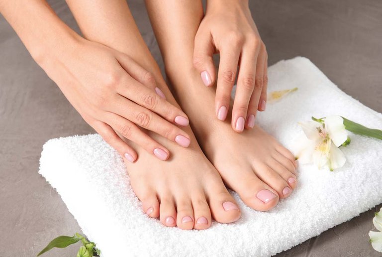 Wellness pedicure at centrovital Day Spa ©New Africa/stock.adobe.com